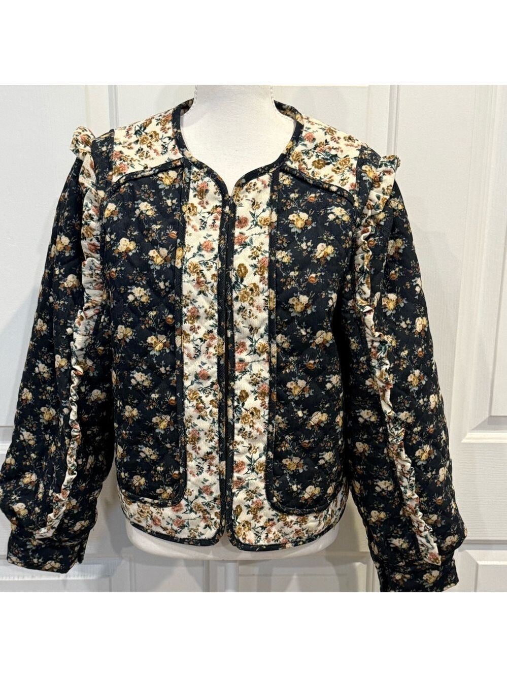 Karlie Quilted Jacket Corduroy Floral Boho Cottagecore Jacket Size M - Picture 3 of 10